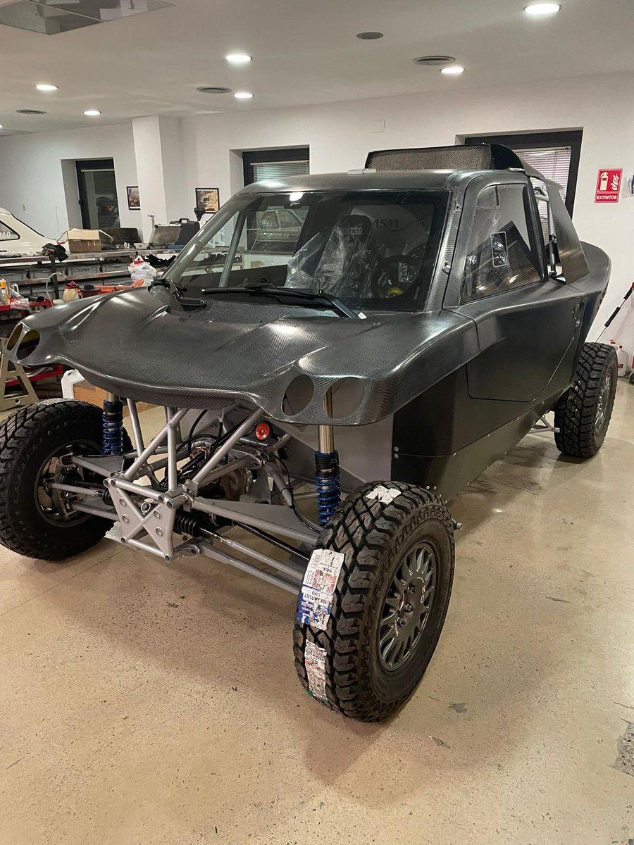 ASMmotorsport's tweet photo. Assembly of the new ORYX T3. A car designed and built to compete in Cross Country events around the world!
FIA T3 Category, “Lightweight Prototype Vehicles”.
Now available to buy or rent from ASM Motorsport! https://t.co/CGzNZbTzt2