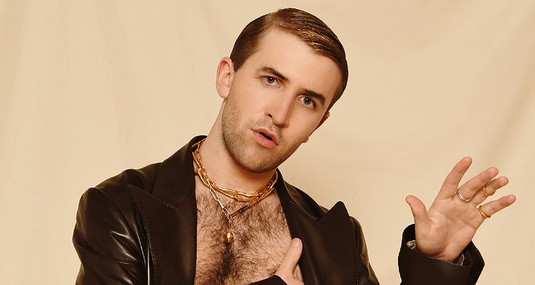 It's a Sin star <a href="/callumshowells/">Callum Scott Howells</a> causing a storm with his shoot for <a href="/VingtSeptMag/">VingtSeptMagazine</a> was your 8th most-read story of the year:

attitude.co.uk/article/callum…