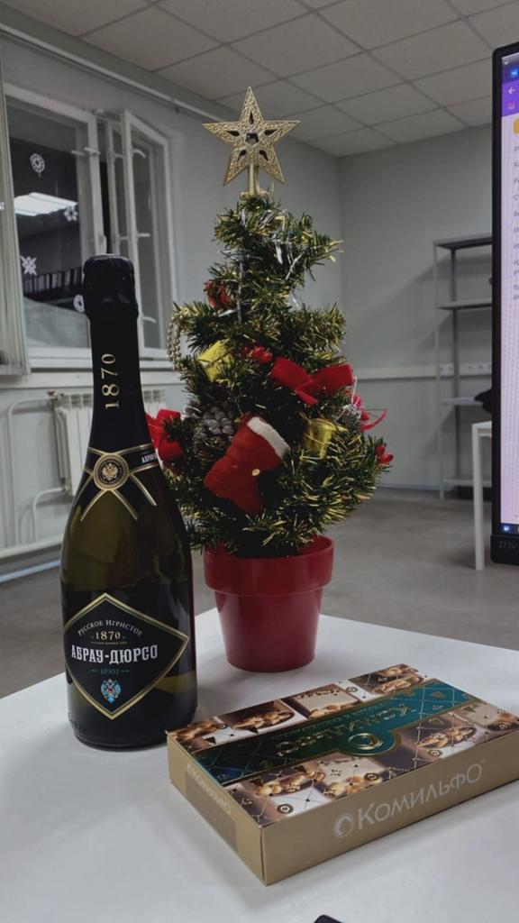 OlxScene's tweet image. Подгончик с работы..)