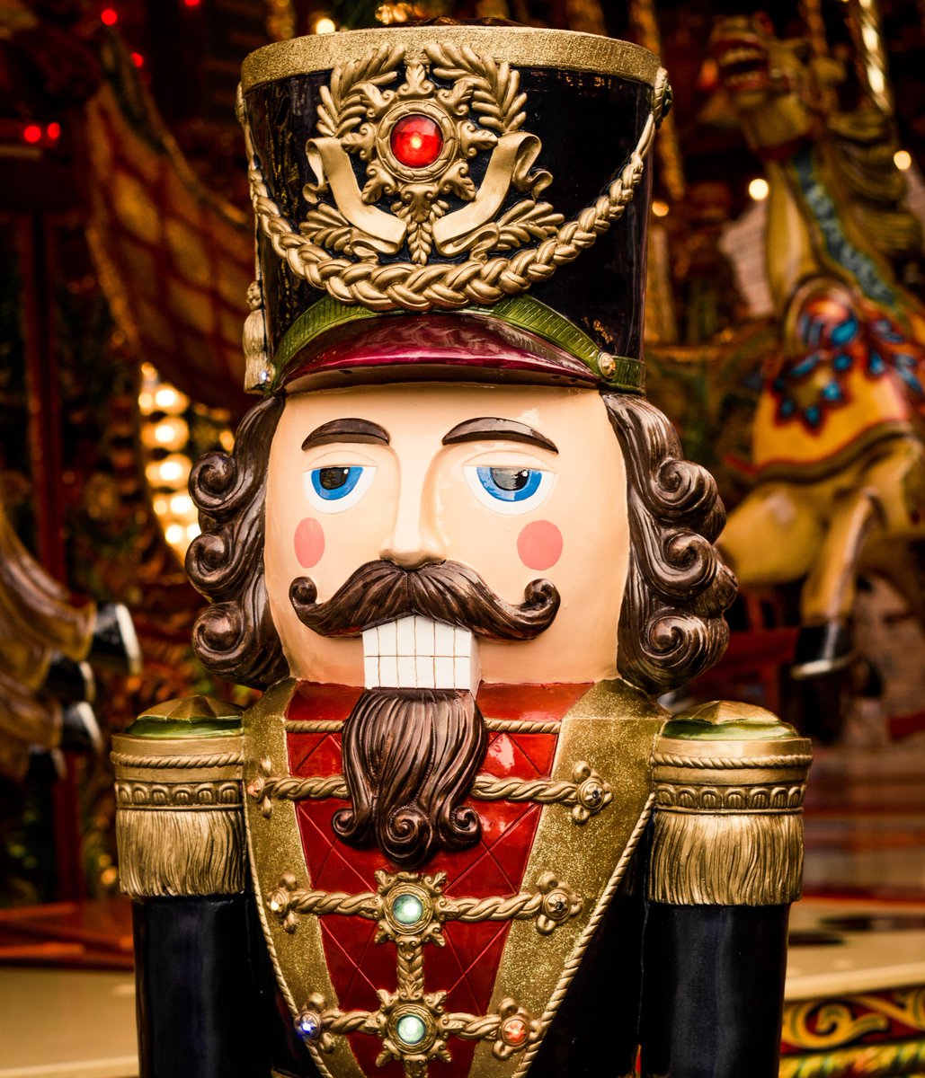 CHRISTMAS EVE 😱 🎄
Here at Kingfisher Visitor Guides, we hope you have a happy, healthy and VERY Merry Christmas with all your loved ones ❤️

📸 Illiya Vjestica/Unsplash
#ChristmasEve #Christmas #MerryChristmas