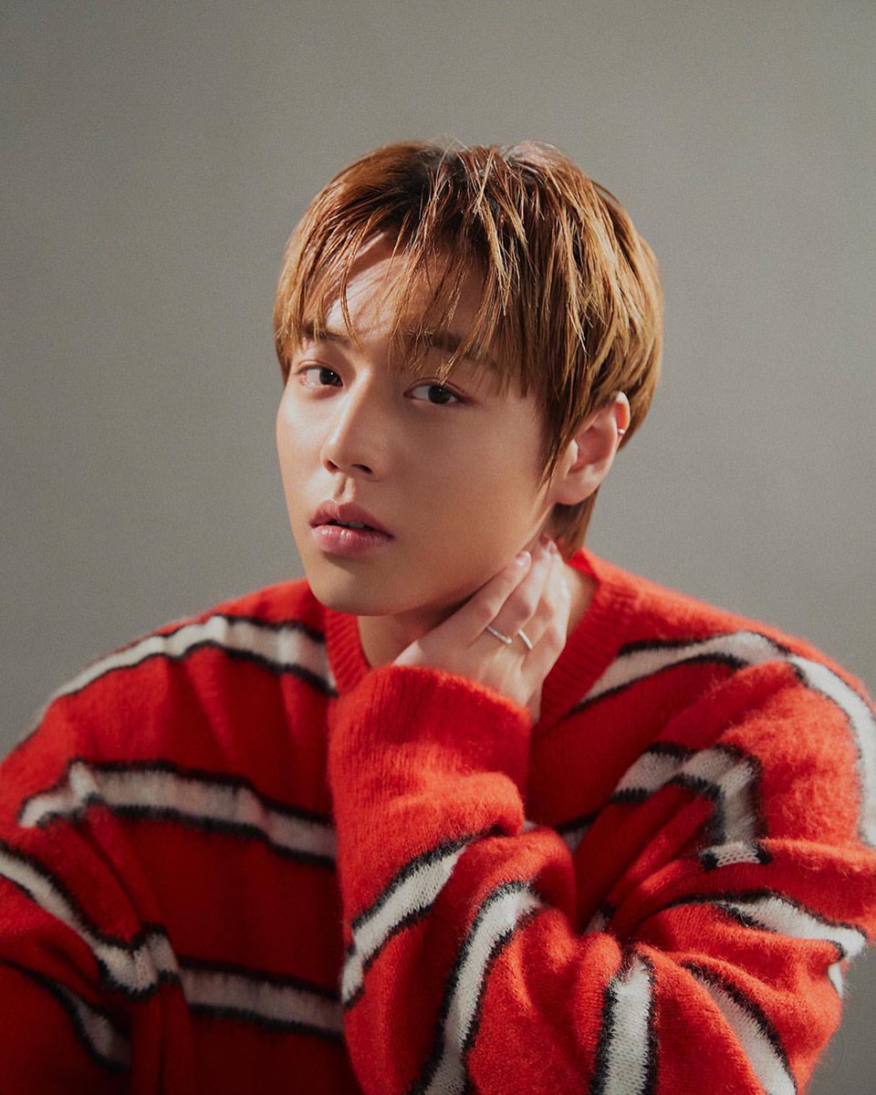 jeojanghoon29's tweet photo. Merry Christmas to our cutest father and son, Park Jihoon and Park Max!! ๐
โค๏ธ๐โจ Enjoy Christmas Day my lovess ๐ฅฐ
@Park_Jihoon_twt #๋ฐ์งํ #ParkJihoon #ParkMax #๋ฐ๋งฅ์ค https://t.co/N21vCeQ9TM