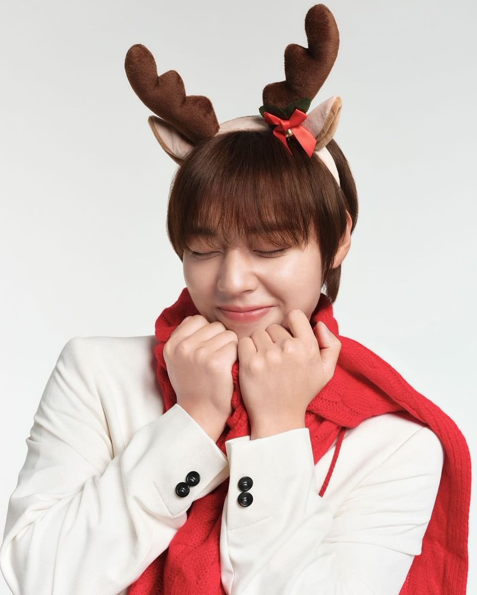 jeojanghoon29's tweet photo. Merry Christmas to our cutest father and son, Park Jihoon and Park Max!! ๐
โค๏ธ๐โจ Enjoy Christmas Day my lovess ๐ฅฐ
@Park_Jihoon_twt #๋ฐ์งํ #ParkJihoon #ParkMax #๋ฐ๋งฅ์ค https://t.co/N21vCeQ9TM