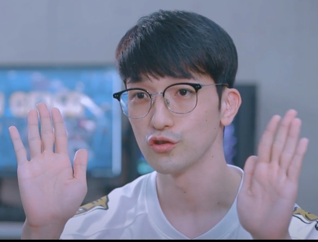 문성원 tweet media