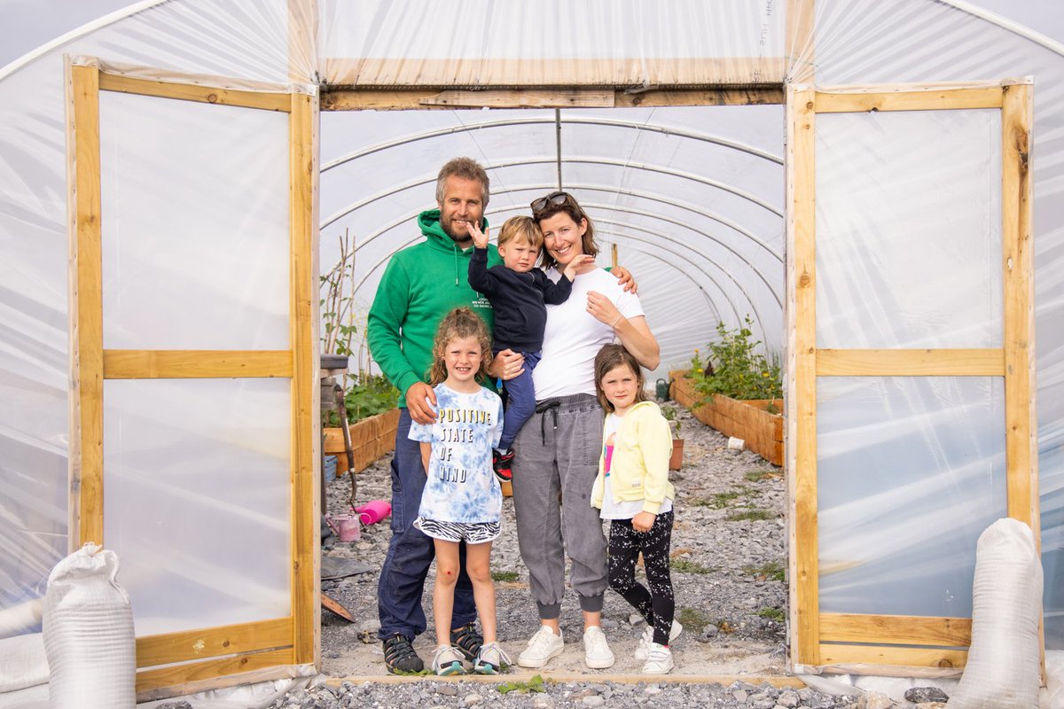 Nollaig shona to all from the O'Halloran family🎄❤️☘️🤘🌊🎅