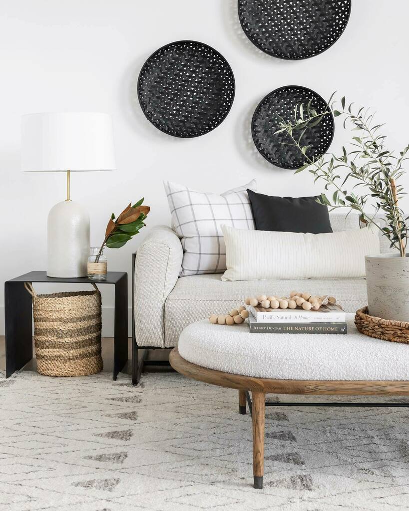 LeclairDecor's tweet image. The new essential @ldshoppe pillow collection has been flying off the shelves! Available now at 15% off as we just launched our sitewide boxing week sale early! Use code FESTIVE at checkout! ☺️❤️ #myldshoppe instagr.am/p/CX3oBDzuOJq/