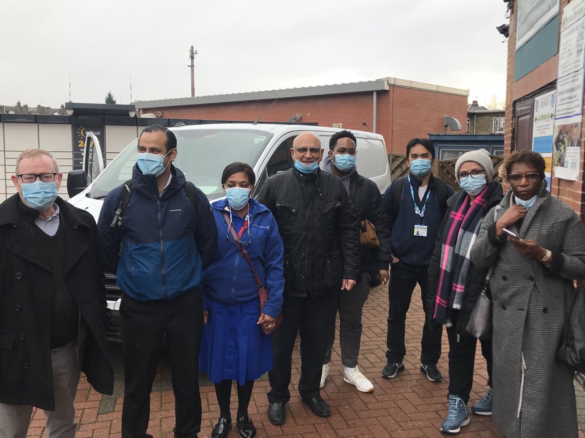It was my pleasure to help out NHS and Brent Mosque in Willesden Green for their vaccination programme today, next weekend they are offering vaccination again!
Please take a booster or first /second jab to save lives.