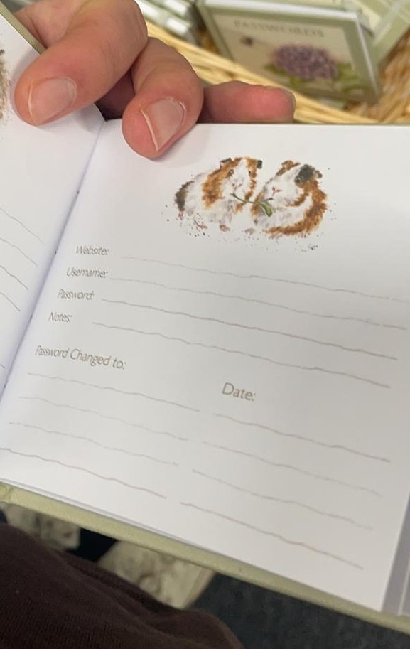 I'm looking for a last minute novelty #Xmas gift, something like this &amp; preferably 2nd hand...any volunteers? 🤪😂

This is either a xmas miracle/nightmare depending what team (🔴/🔷️) you're in!

#cyber #passwords #security