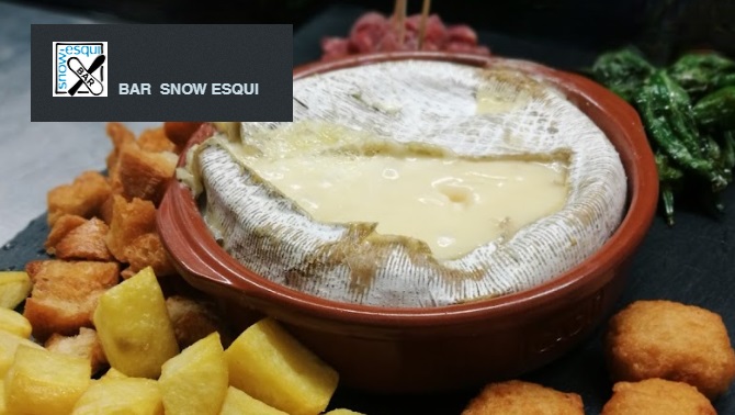 mauri_francesc's tweet photo. ⛷ Menjar a peu de pistes, a l' #SnowBar La Molina
Quan esquiïs a la Molina recupera forces amb menjar de qualitat i fet amb molta cura. Aquí tens el que trobaràs en aquest establiment tan emblemàtic.
🔊 https://t.co/ufcOYExL0M https://t.co/dMxIa0XoiO