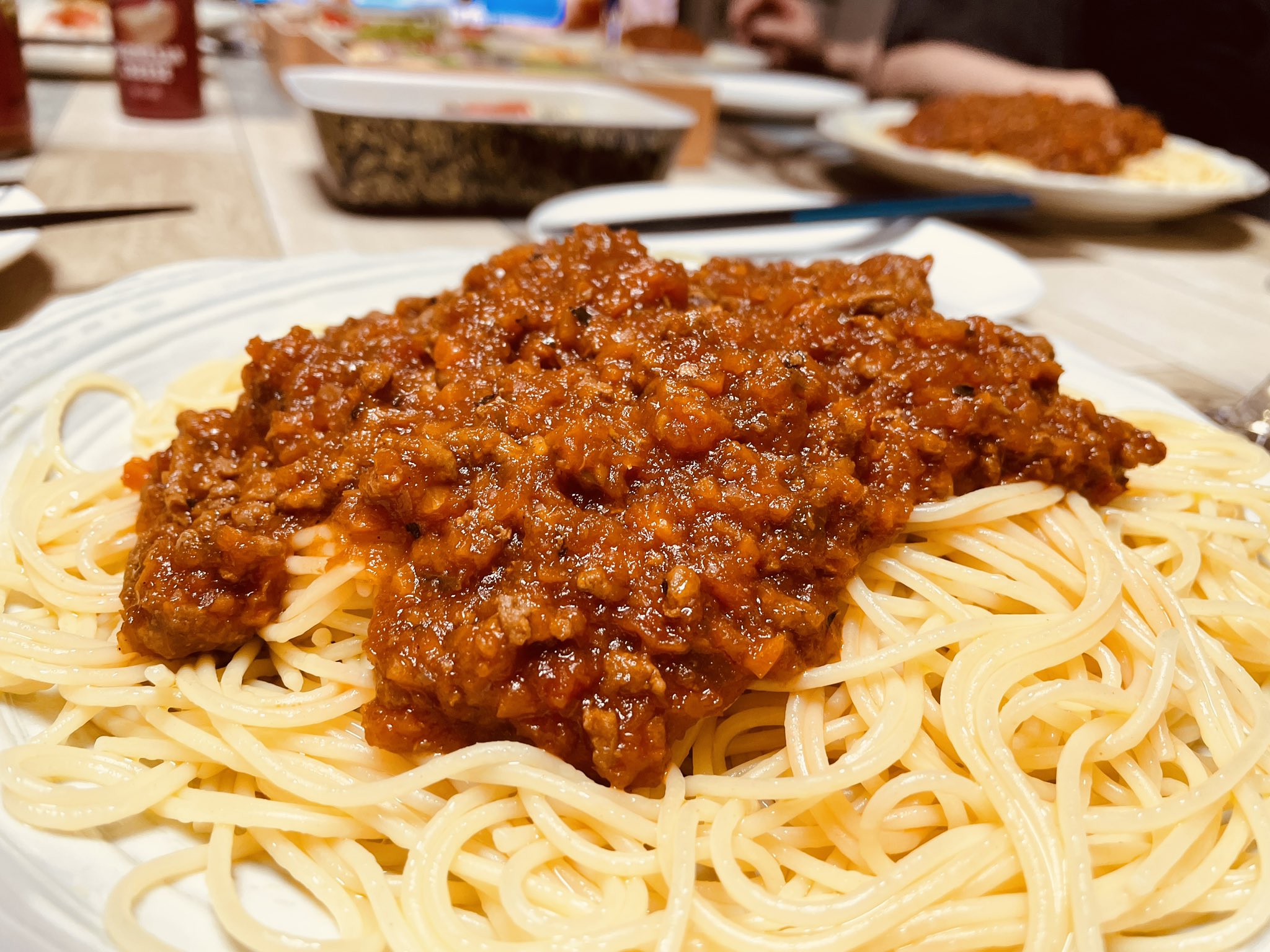 うにうーに うにちゃんママンが特別な日にしか作らないミートソースと うにちゃんママン が気まぐれで作ったティラミス メリークリスマスやんね T Co V18qz6qj1o Twitter