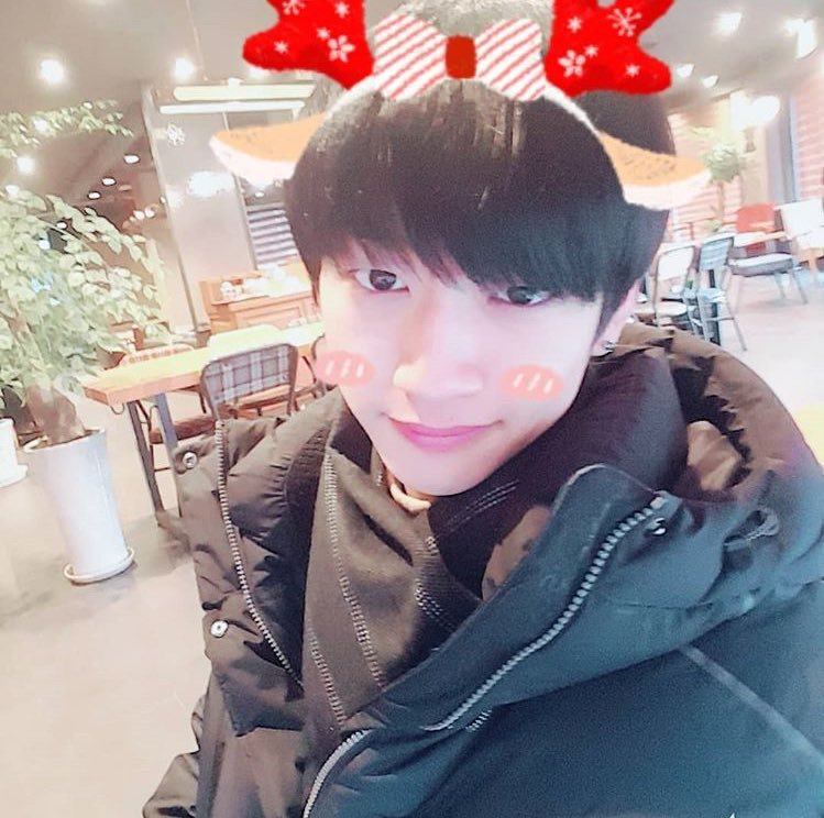 OMEGAXHOURLY's tweet photo. 💜: #TAEDONG #태동 #OMEGA_X #오메가엑스 https://t.co/KEKrWNRARs