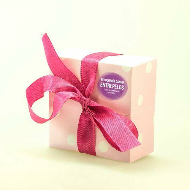 Mi mejor 🎁de Navidad sois vosotros.

Felices fiestas!!! Os deseo una feliz Navidad en compañía de vuestros seres queridos. 🎊💜💜