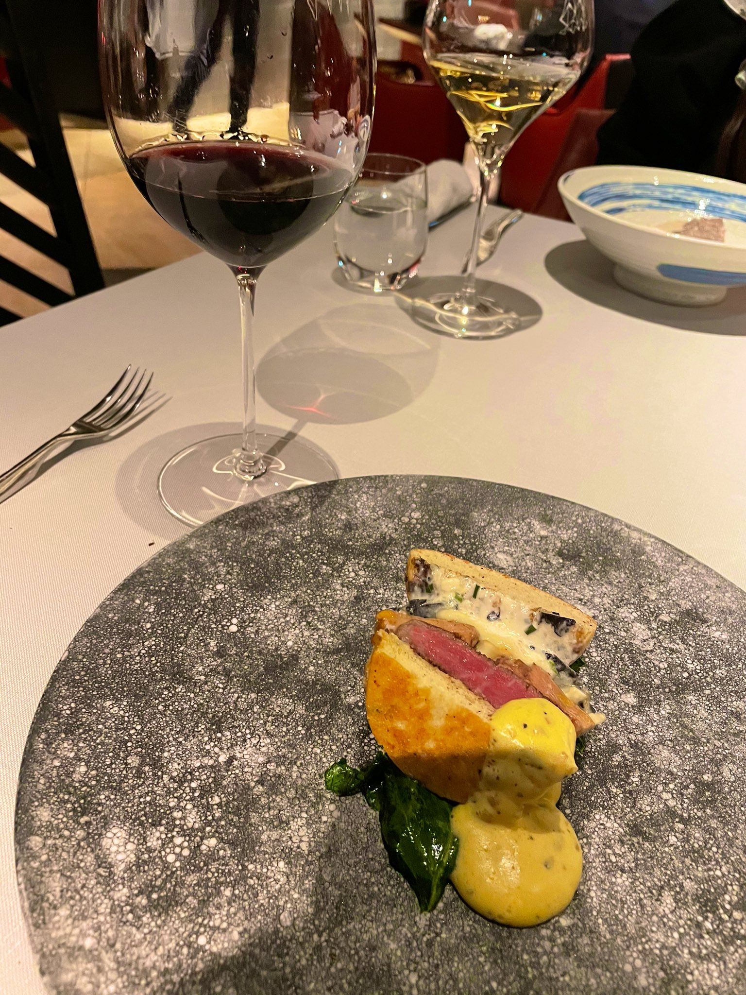 ペイの実 今日はヒルトン大阪のセントラムでクリスマスディナーしてきたよ ヒルトンアメックスの5万円使ったら1万円返ってくるオファーと Hpcjでもらったクーポン消化 ぜんぜん5万円もいかなかったから またランチでも行こ T Co 6lma4hryqi