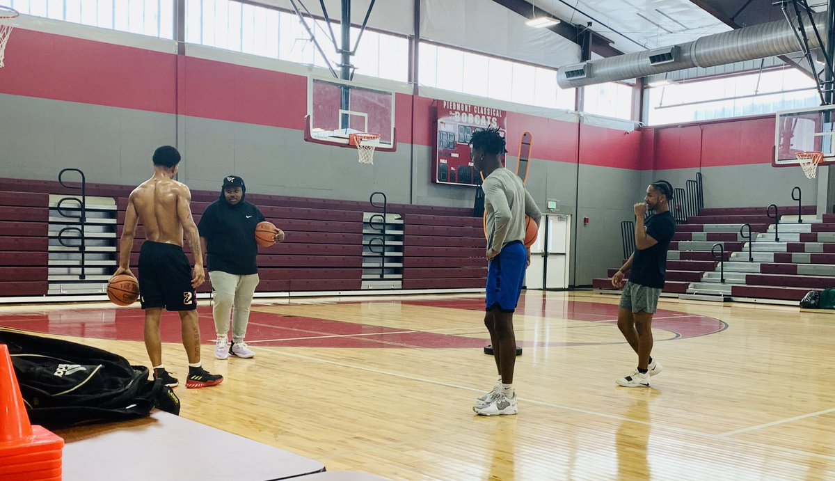 Piedmont Classical Mens Basketball tweet media