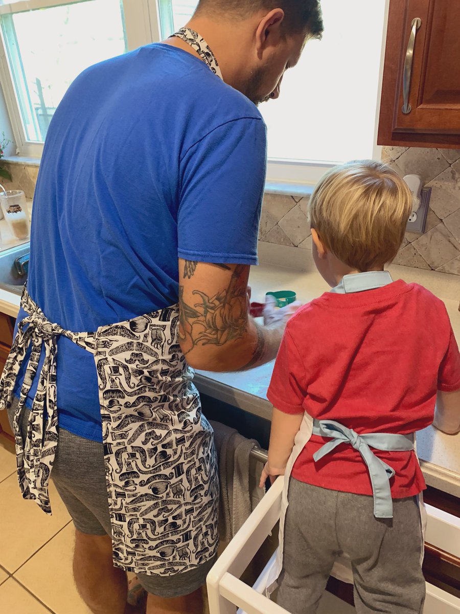 Jenn Tracker tweet media