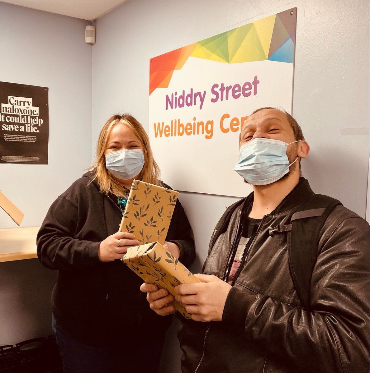 streetreads's tweet photo. Here are the books donated by @portybooks being handed over to readers at @street_work @SimonCommScot @salvationarmyuk. They were accompanied by this message: "we hope these books delight your readers and provide joy and comfort". A huge thank you for your #ChristmasKindness 💝💗 https://t.co/LC9zy3iAO4