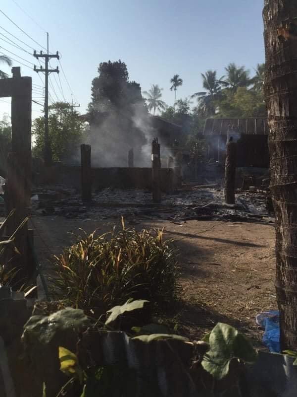 khinyushwe's tweet photo. After Karen Nation Union @knuhq had called @UN_HRC @UNGeneva to imply #NoFlyZoneInMyanmar , Junta Terrorists are launching airstrikes since last night till to today evening in LayKayKaw region, Karen state. Thousands of refugees are fleeing to Thailand in the midnight of winter. https://t.co/ASCF75l7xl