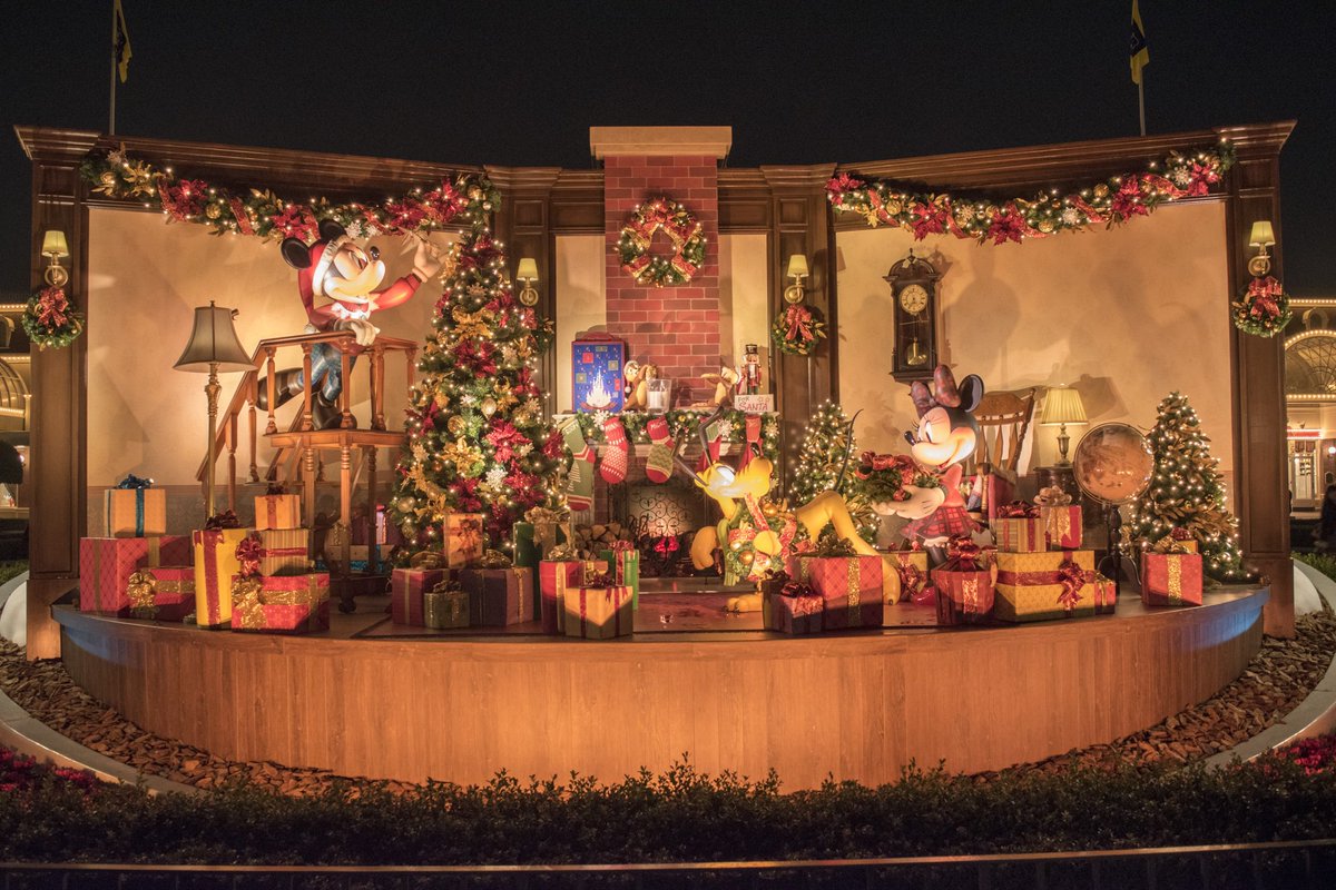 nagisa_pro's tweet photo. Merry Christmas

#Disney
#ディズニー
#クリスマス https://t.co/EWCjhQy79t