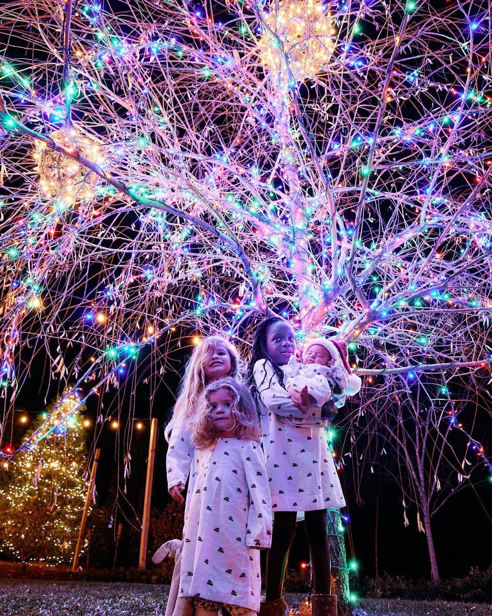 last night ✨🎄💕 merry Christmas y’all 🥰 #itsthemostwonderfultimeoftheyear