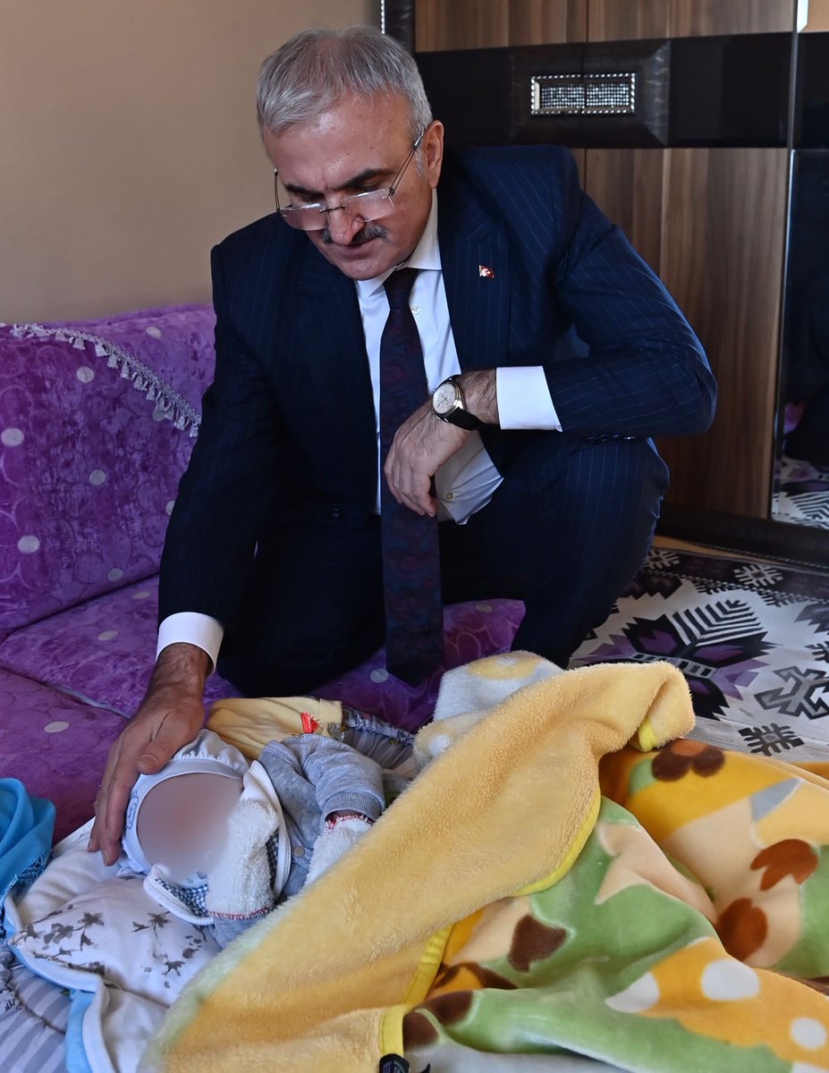 Münir Karaloğlu