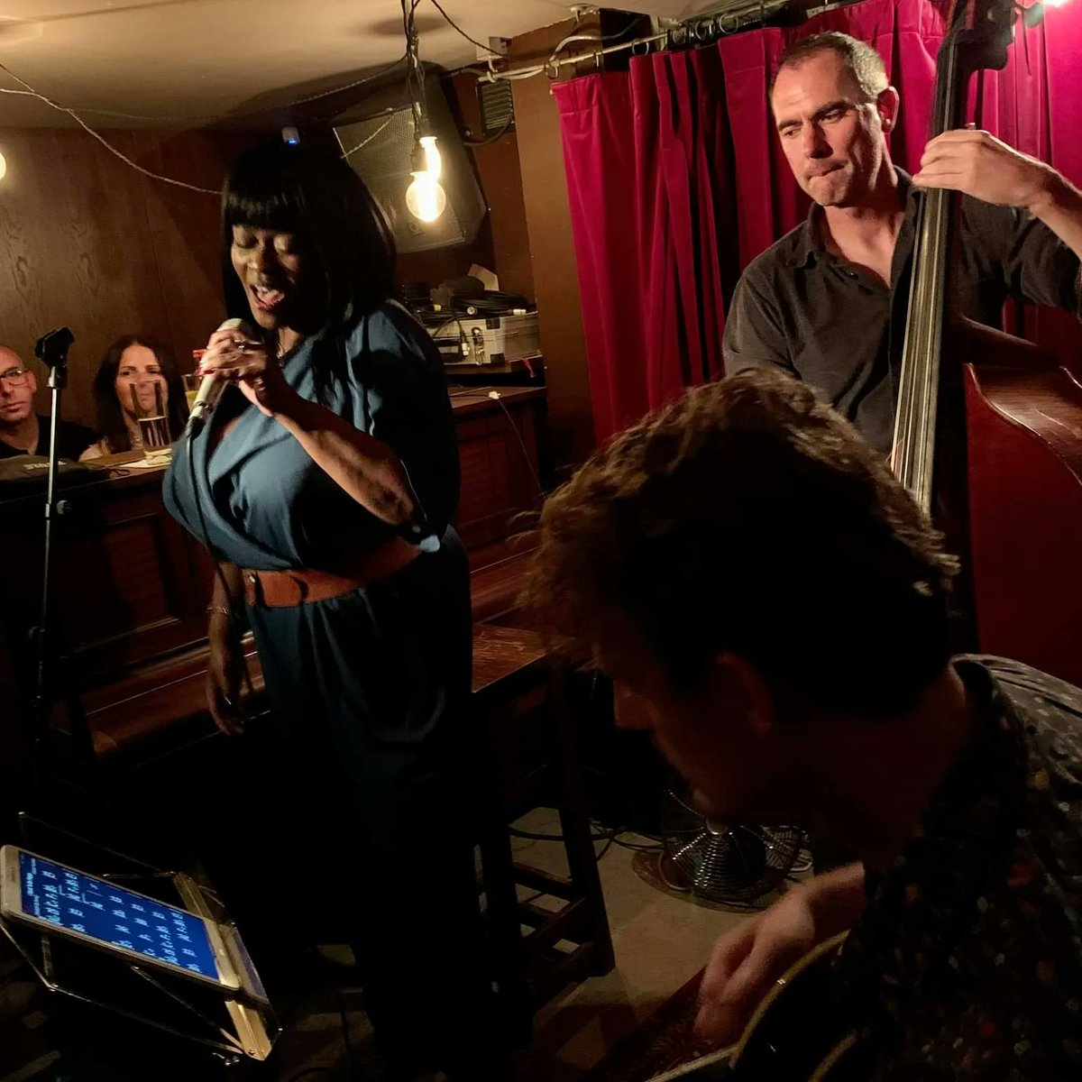 carew_deborah's tweet photo. Playing the basement bar @GreenNote Sat. 15.1.22. Click here for more info &amp; tickets in advance (if there are no restrictions &amp; it's safe)
https://t.co/qN6YlqgDZu https://t.co/jLBSoWK5Tw