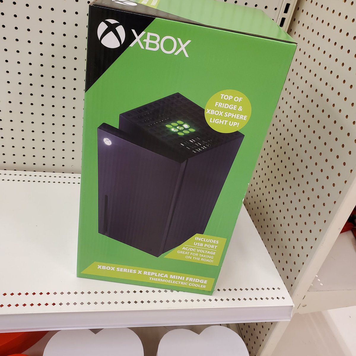 SuperShmooper's tweet photo. Found six at my local Target. Got one. @PS5restocks_etc https://t.co/GjHi9CGrfI