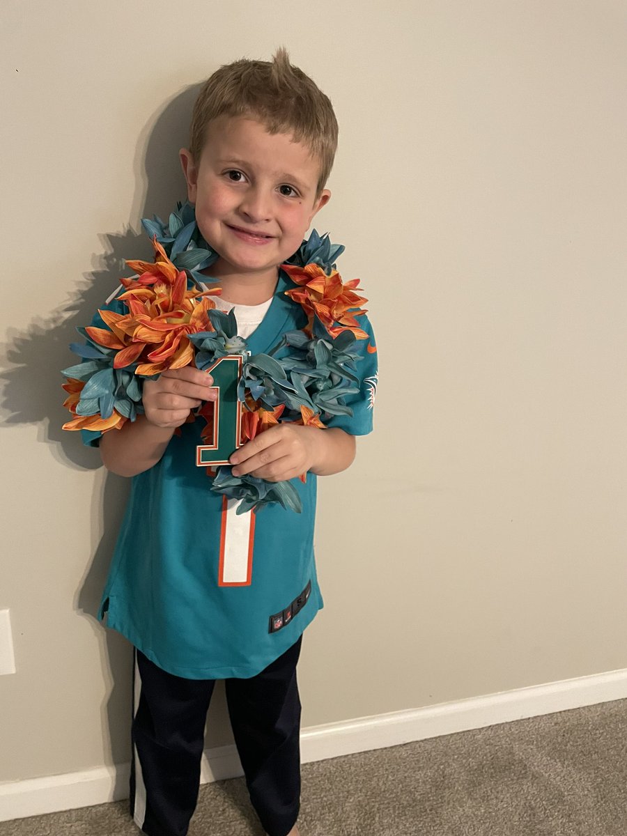 @Tua @TuaFoundation  My son Jax wearing his favorite players jersey and his new TuaLeis. This lei is beautiful!