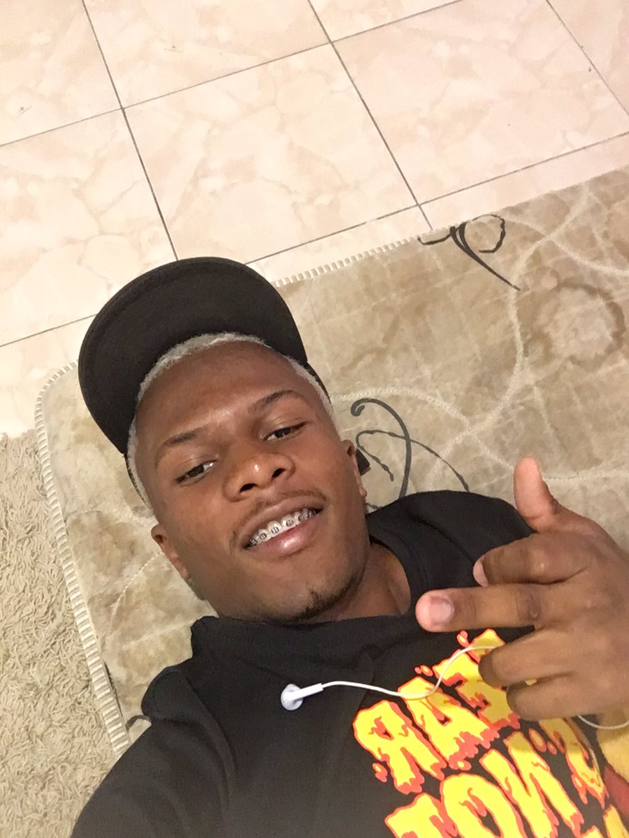 19Jotinha's tweet photo. 🖕🏾✨❤️ https://t.co/fSKIrea9av