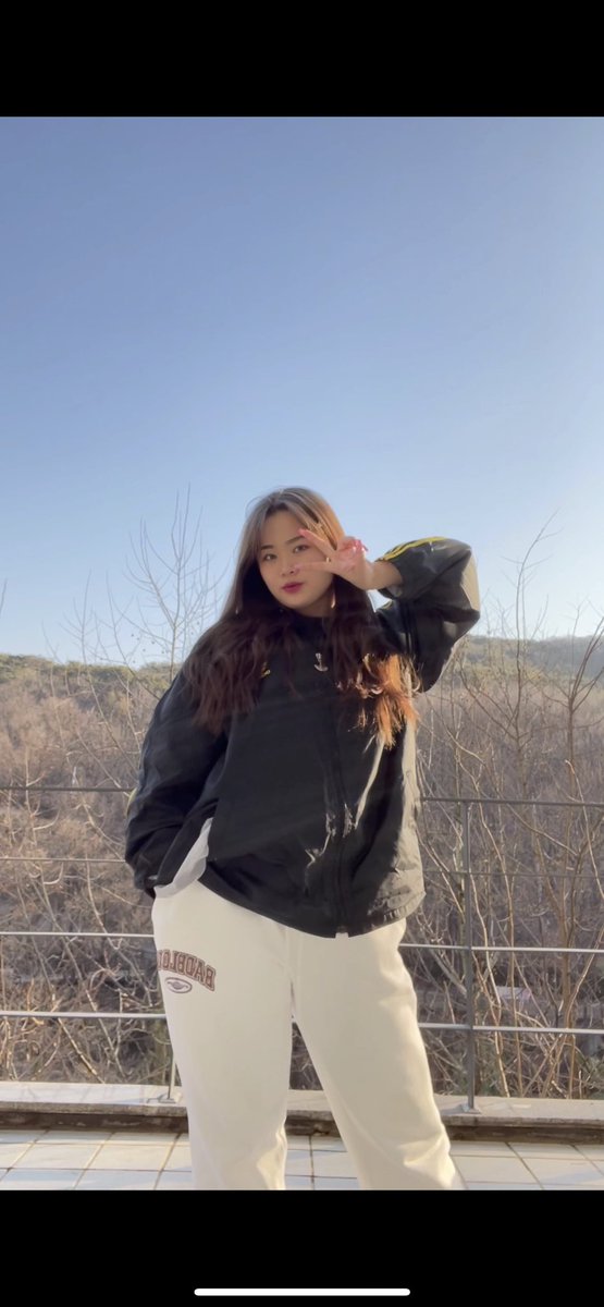 메리크리스마스 🌲⭐️
#채링채링비밀일기 #클루씨 #메리클루씨마스