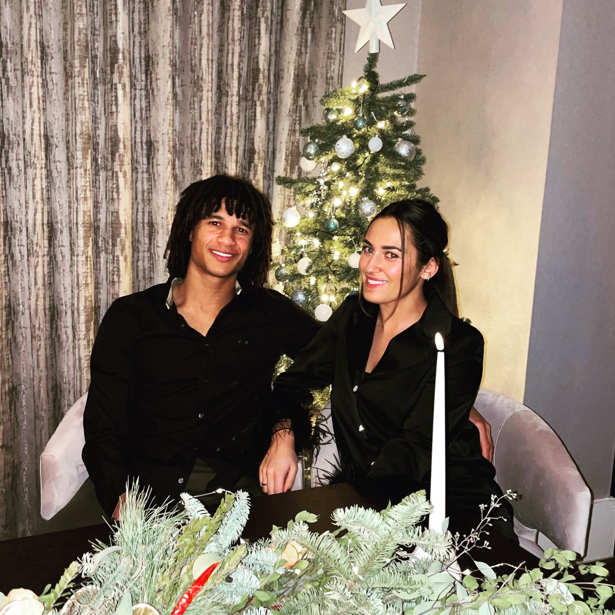 NathanAke's tweet photo. Merry Christmas everyone!🎄🙏🏾 https://t.co/AScrOLpFsd