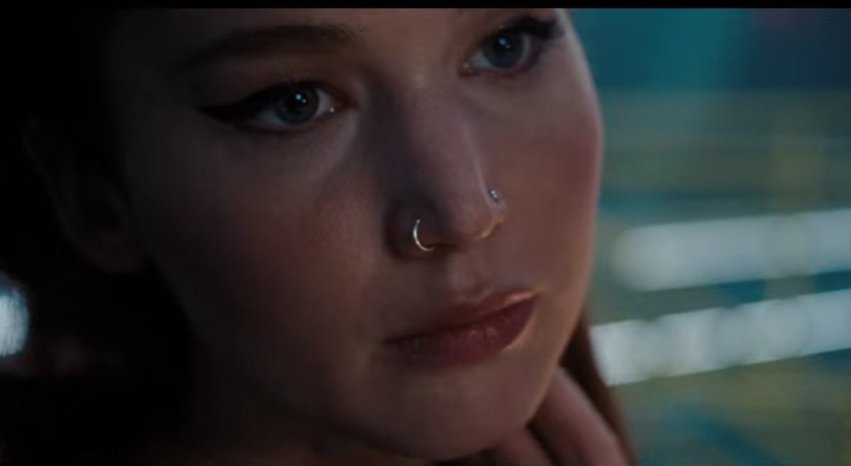 todoxjlaw's tweet photo. I can't explain how happy I am to see Jennifer Lawrence in a movie again.❤️ 
#DontLookUp https://t.co/4Nwrv3cICP