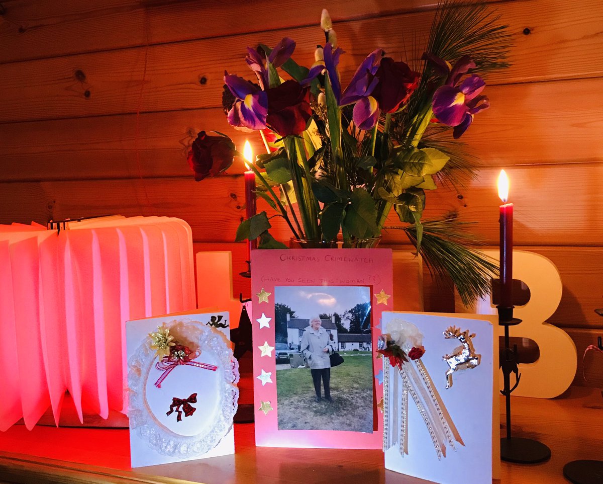 Christmas can be a hard time for so many...remembering my mum and my partners mum on this Christmas Eve...memories of me and my 4 sisters getting up at crazy o’clock on Xmas morning!  Thanks mum and to all mums no longer here to do their magic🎄. Their Magic lives on though #mums