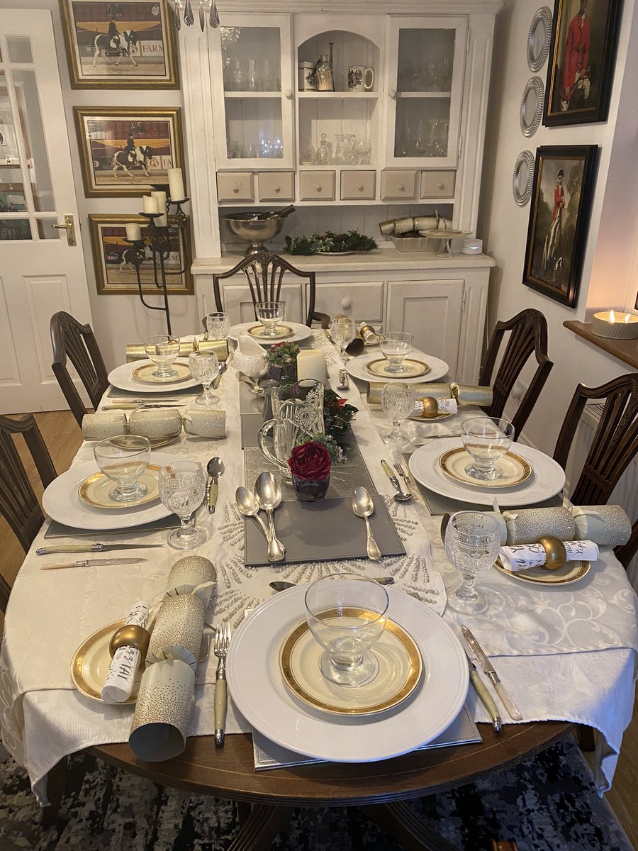 Reporterbird's tweet image. Table is set, four down due to illness, but we’re ready to go. Happy Christmas to anyone who reads this #ChristmasEve #BeSafeOutThere