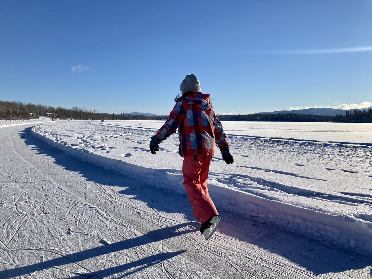 RobMaurer3's tweet photo. Thanks to Harvey from #HyTechDrilling for clearing a path at the lake https://t.co/zvXkJyLtfA