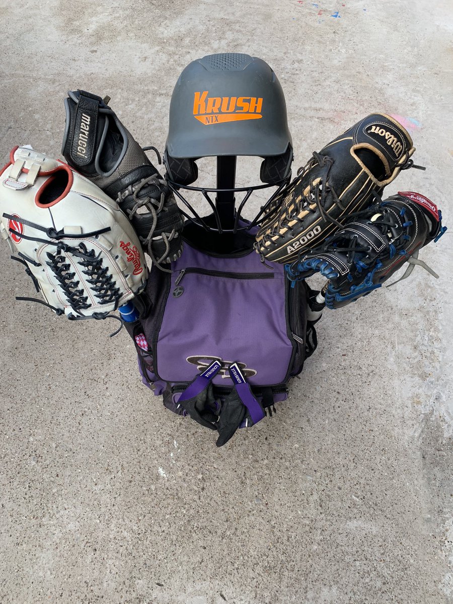 GJones5softball's tweet photo. Give a little glove love today!
I love Gloves!!!
Meet Diane, Brenda, Chad, and (still trying to name the Rizzo). Anyone else name their gloves? It’s a personal connection!
@ntxkrushgold
#krushinit https://t.co/zKLiXLo7wG