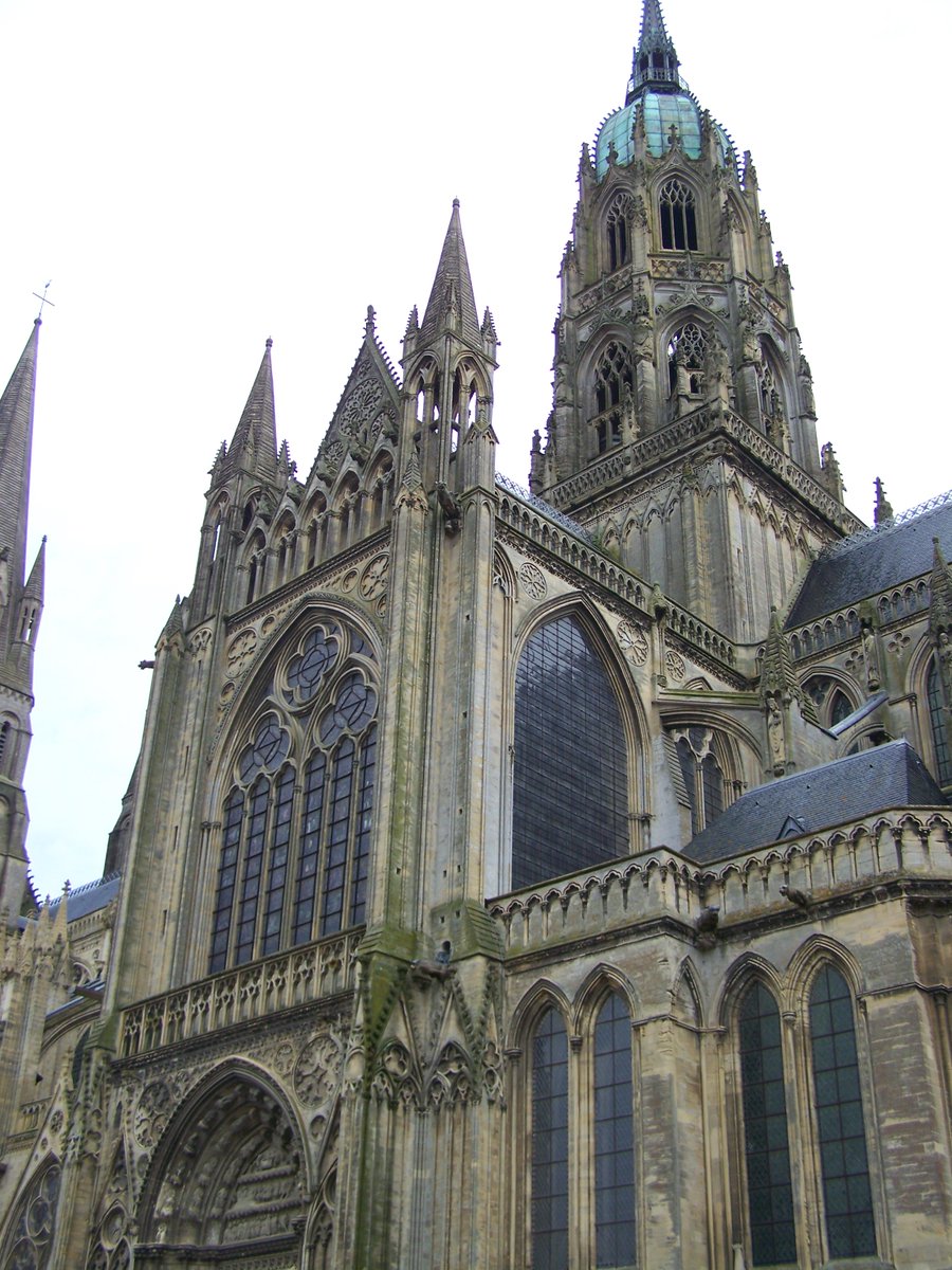 Toursmpc's tweet photo. Bretagne &amp; Normandie trip
#Bayeux #France      
https://t.co/GnDEJfrMWB
#viajes #travel #reisen #voyage #viaggi #viagem 
#autocaravanas #motorhome #campingcar #Wohnmobil https://t.co/t0nGdZ6zOa