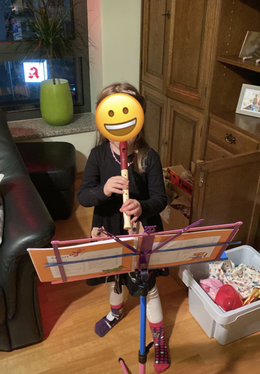 Meine Eltern gucken so komisch - dabei spiele ich extra laut damit es alle hören können 🎼🤣