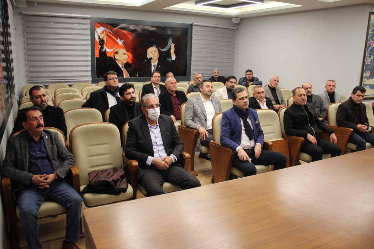 VeyselSahinMhp's tweet photo. Genel Başkanımız Sayın Devlet Bahçeli'nin,  firmalara, şirketlere ve kurumlara yaptığı indirim çağrısı ile ilgili yapacağımız faaliyetleri, İlçe Başkanlarımızla istişare ettik. https://t.co/iwwYwONJsC