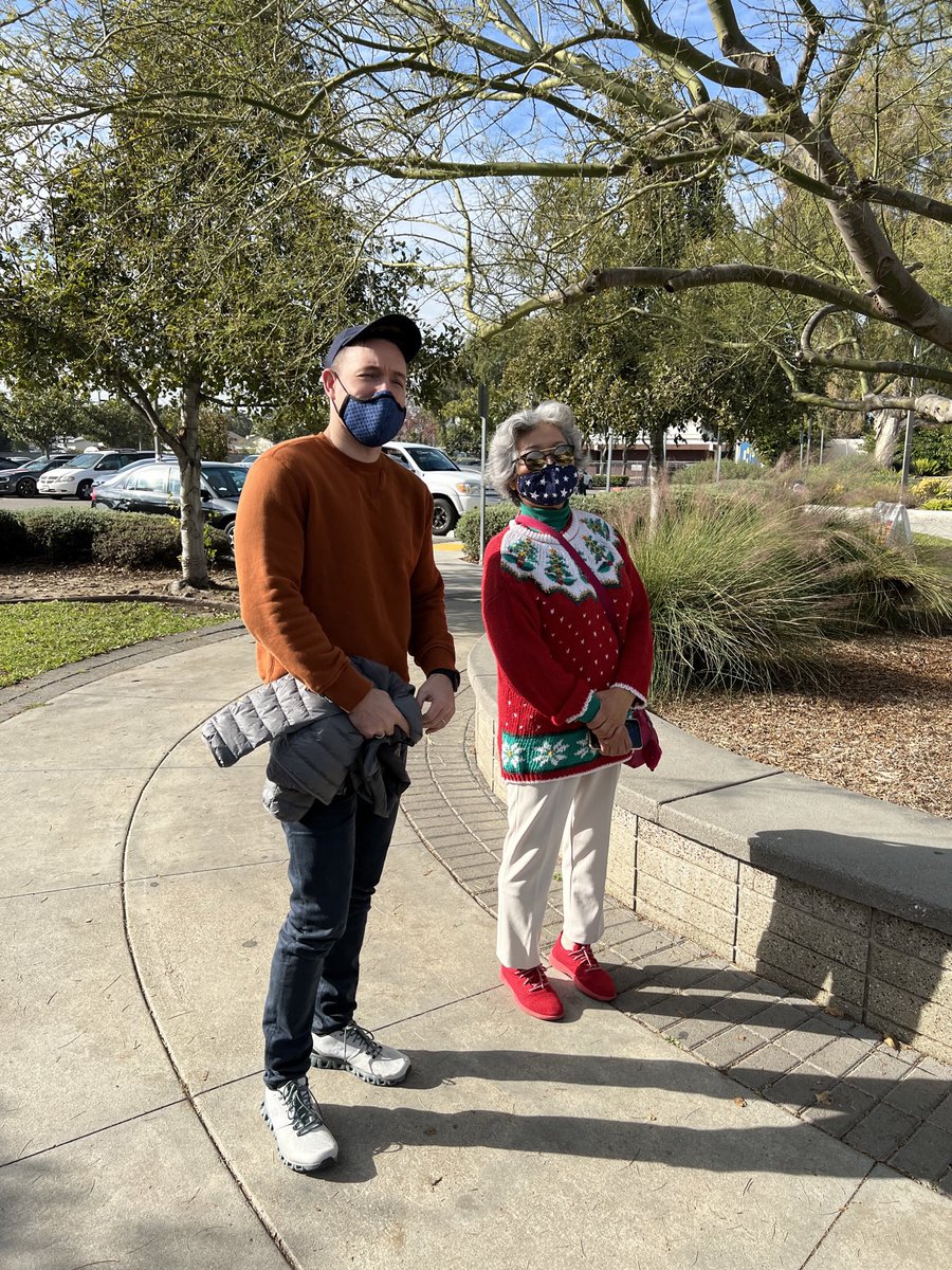 A2MMother's tweet photo. Waiting in line for an outdoor COVID test: “I’m the Christmas Tree!!!”

Happy Holidays from this little family to yours!

🎄 https://t.co/XIZPUrgnNe