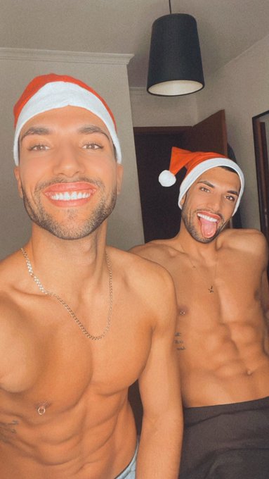 Merry Christmas to all of you that support us everyday and give us the change to be better and better