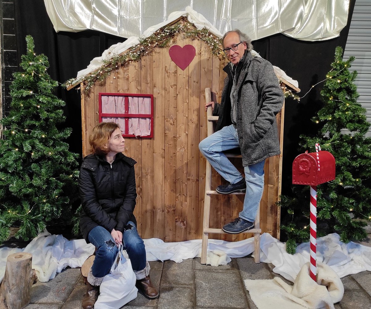 JosepMCompte's tweet photo. Us desitgem unes bones i saludables Festes de Nadal!!🎄We wish you a happy and healthy Merry Chirstmas!!🎄
#Nadal2021 #Nadal
#MerryChristmas #MerryChristmas2021 #Christmas2021 #Chrismas #torroellademontgri https://t.co/X0GMHv4BOI