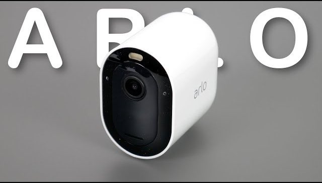 🎁 6 ème cadeau du calendrier ! 🎁

🍀Gagne une Camera et une Doorbell Arlo ! 🍀

Pour participer : 
• Regarde la vidéo :
youtu.be/e5zadYp0uA0
• #Retweet ce tweet 
• Follow mon compte &amp; <a href="/ArloSmartHome/">Arlo Smart Home</a> 

📝TAS : Début Janvier 

Bonne chance !