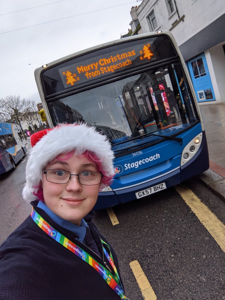 Emily Hornett ✈️ 🏳️‍⚧️ tweet media