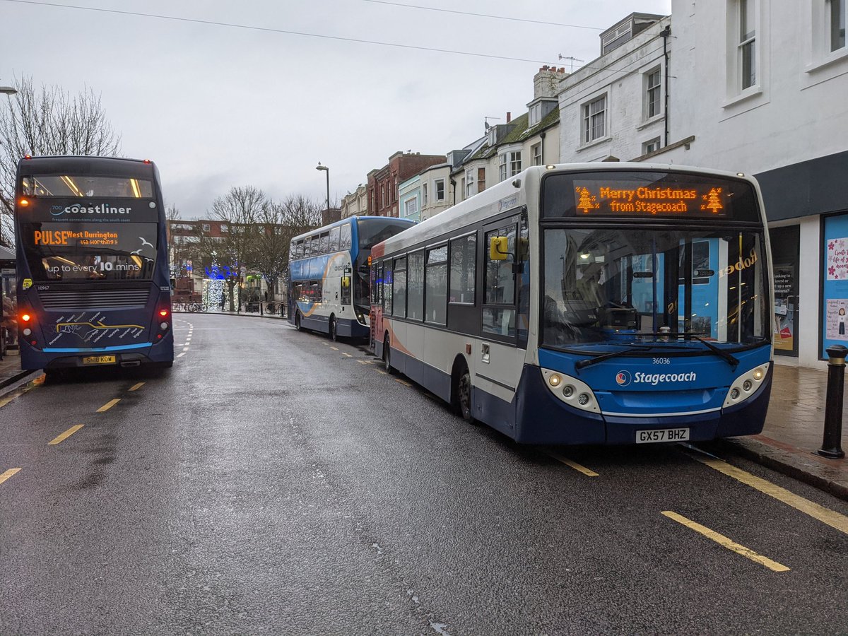 Emily Hornett ✈️ 🏳️‍⚧️ tweet media