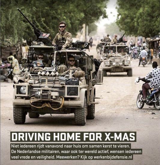 hansdamen's tweet photo. Niet iedereen is met Kerst thuis. Enorm respect voor de uitgezonden collega’s @defensie en hun thuisfront. Prettige Kerst! https://t.co/VaACR6VkK3
