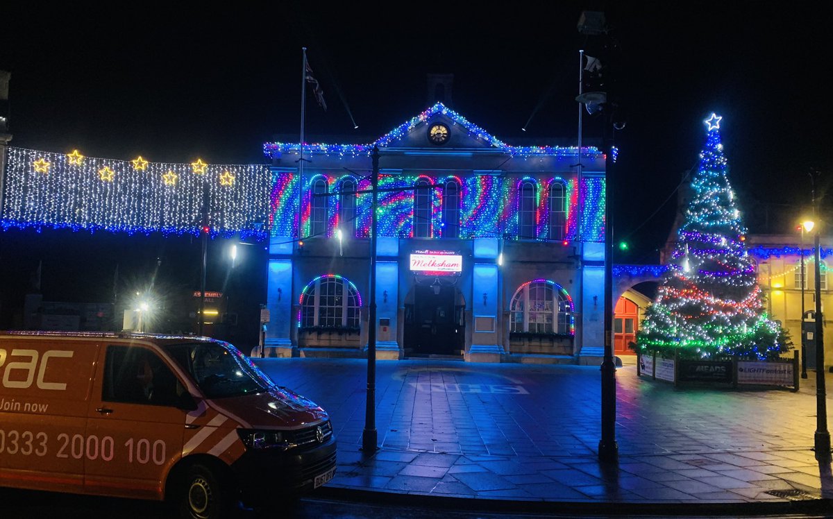 Ambassador_RAC's tweet photo. Wishing everyone a happy, healthy Christmas,stay safe and best wishes for 2022 from all at @TheRAC_UK 🎅🏼 🎄 https://t.co/q8fYkXERqe