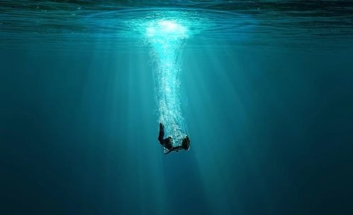 wickshorror's tweet photo. no context #thesilentsea https://t.co/WpmbbkREWe