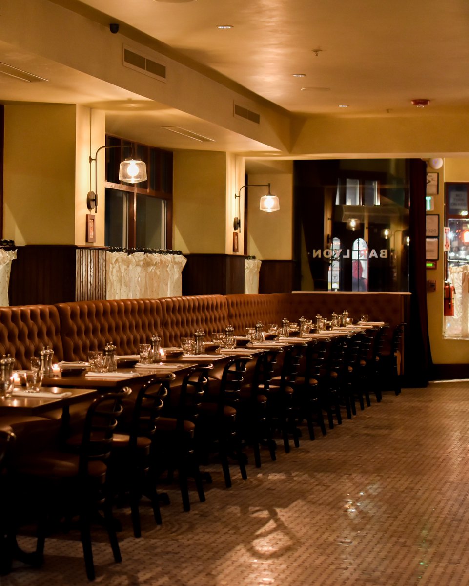 barlyonboston's tweet photo. Happy Holidays from Bar Lyon!

We will be be closed on December 25th. https://t.co/qO9brksmBa