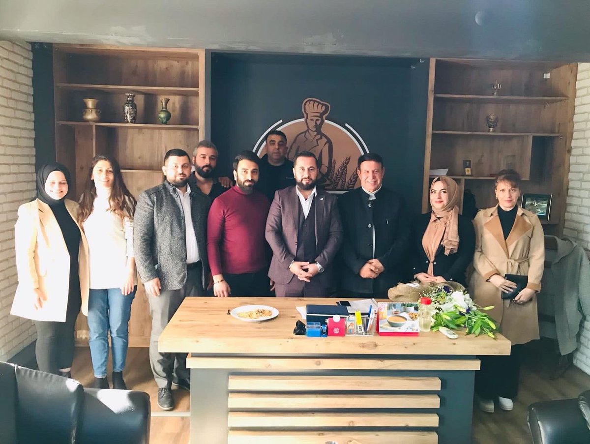 Benim için yeri her zaman çok farklı olan değer verdiğim kıymetli UMDER Başkanım Kemal Alveroglu ve yönetimini Partimizin yöneticileri ile birlikte ziyarette bulunduk.Sohbetinden çok haz aldığım başkanımıza ve kıymetli yönetimine sonsuz teşekkürler… <a href="/KemalAlveroglu/">Hasan Kemal</a>