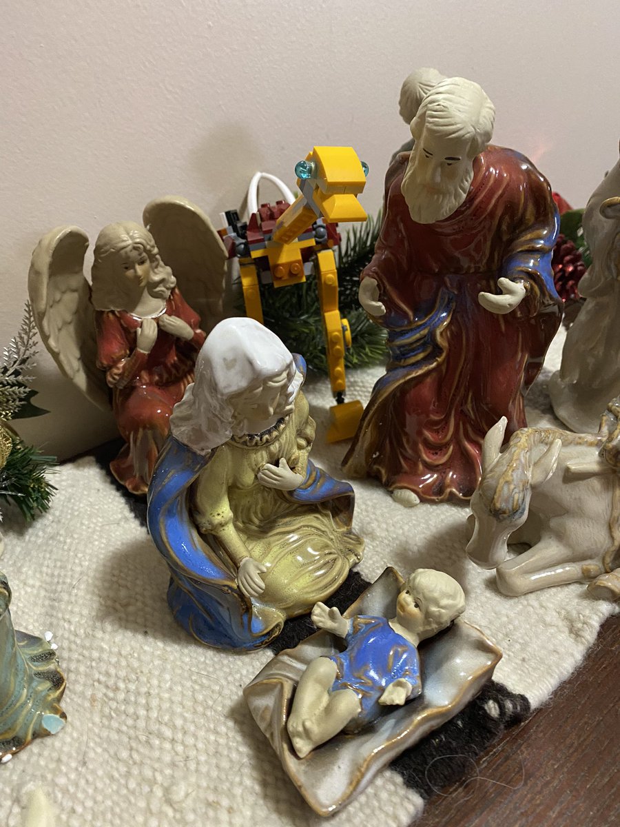 DeVriesTweet's tweet photo. @jackwhitehall Can you find the Lego Christmas emu? Happy Christmas! Thanks for the bringing us joy in 2021. https://t.co/yvLd2A7RNi