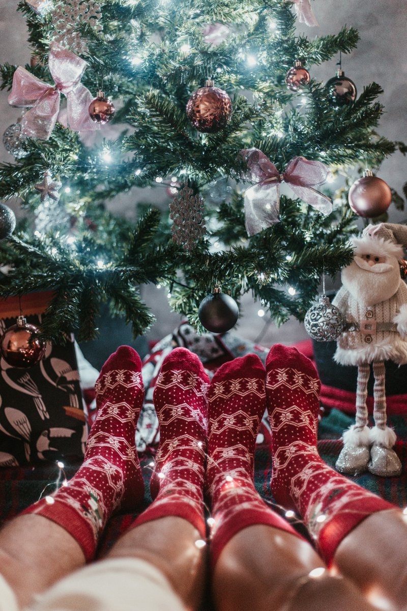 Warm socks + hot cocoa = a cozy #ChristmasEve 🧦☕️🎄 #nashville